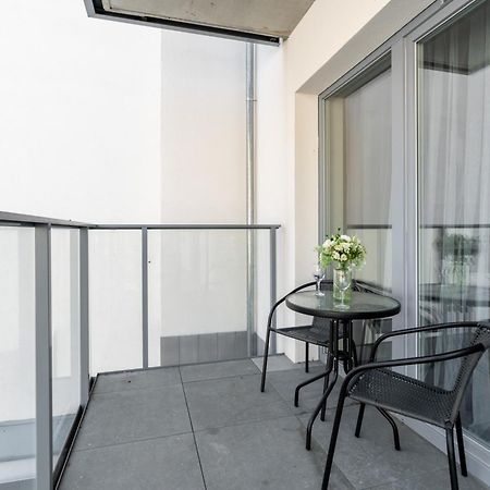 Niedzialkowskiego 25 Apartments Stary Browar City Center By Renters Prestige Posen Exterior foto