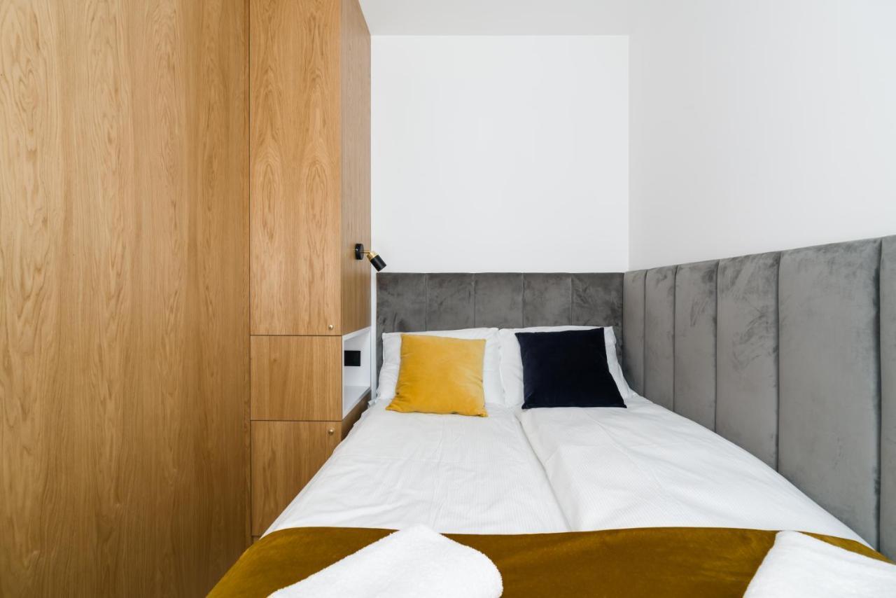 Niedzialkowskiego 25 Apartments Stary Browar City Center By Renters Prestige Posen Exterior foto