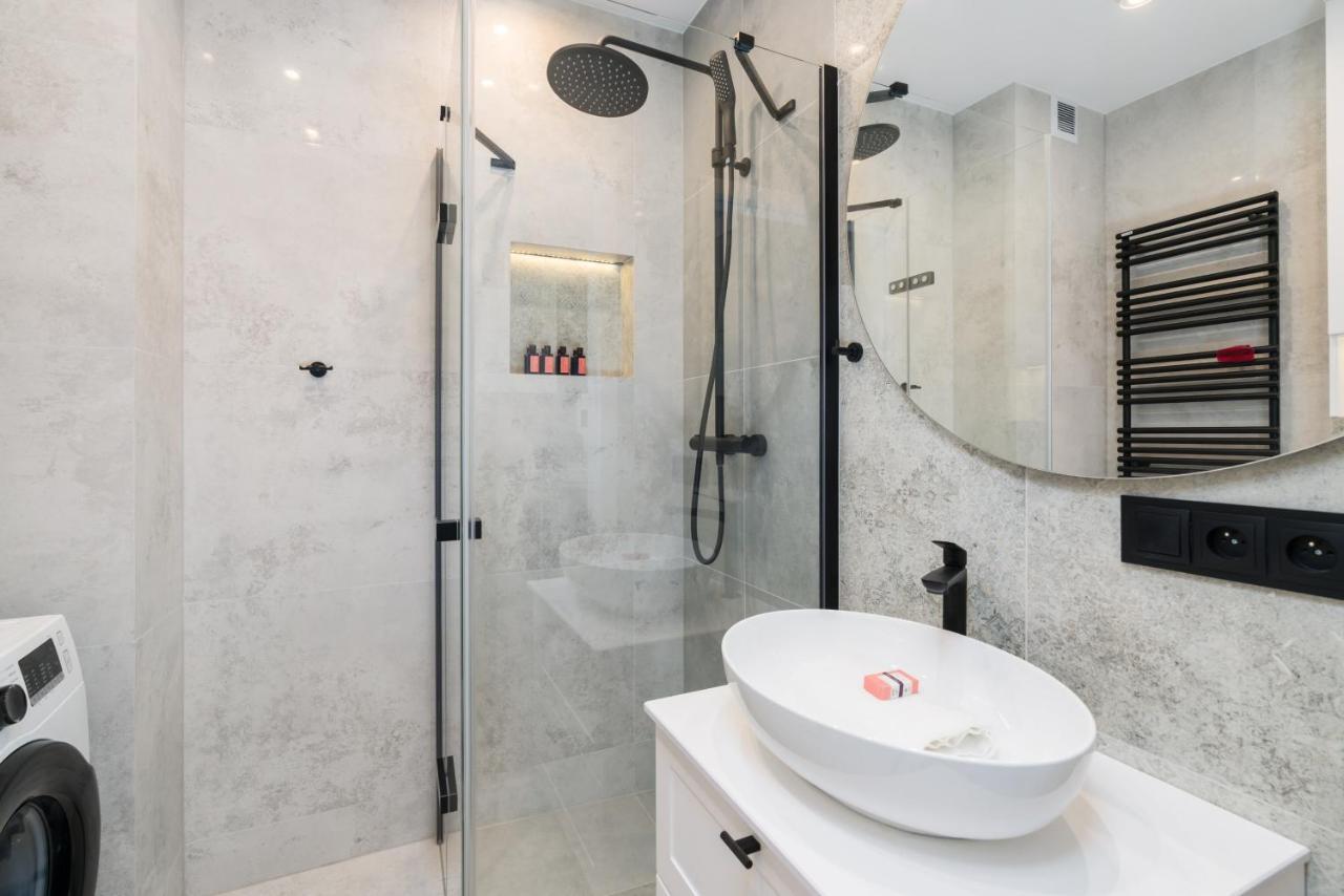 Niedzialkowskiego 25 Apartments Stary Browar City Center By Renters Prestige Posen Exterior foto
